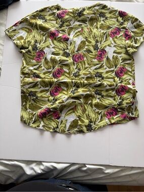 Jack & Jones Short Sleeve Floral Top in Green and Pink